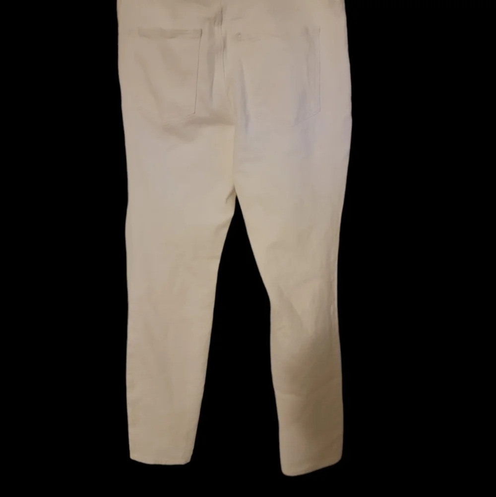𝅺Universal Thread jeans - Picture 4 of 4